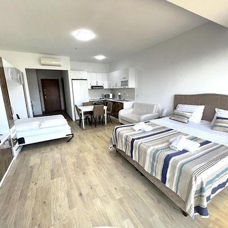 Apartments With Sea And Mountain Views, Portа Batumi Tower Kültér fotó